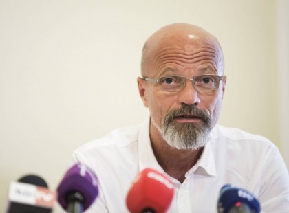 Koronavírus: Nagyon rossz hír érkezett! Ezt már ne…Zacher Gábor bejelentette az ÉV LEGROSSZABB hírét!>>> Ez bizony Téged is érint! >>>