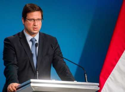 Gulyás Gergely 1 perce jelentette be a jó hírt: Áprilisban mindenképpen nyithatnak a teraszok