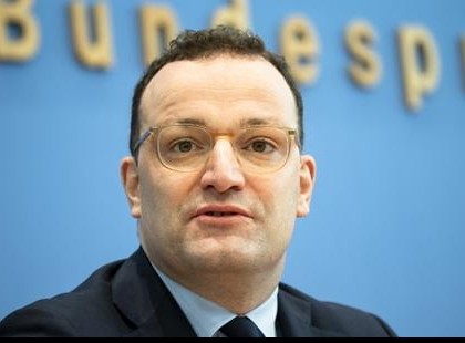 Most elárulta az egészségügyi miniszter... tizennégy napos teljes kijárási korlátozásra van szükség!Itt csak heti 1x mehetnek az emberek boltba!