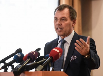 Nagyon rossz hír érkezett! Ezt már ne…Szlávik János pár perce bejelentette az ÉV LEGROSSZABB hírét!>>> Ez bizony Téged is érint! >>>