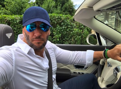 Berki Krisztián megint menőzik: 5 nap alatt keresett egy millió forintt, amit ő csak fagyi pénznek nevez.. Mások meg éheznek