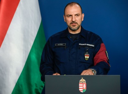 Nagy a baj ! Rettentő sokan haltak meg!1 perce jött az ijesztő adat! MA REGGELRE ISZONYATOS SZÁMÚ ÚJ FERTŐZÖTT LETT, más szomorú dolog is történt az éjjel! Mi történt???