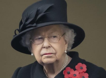 Teljesen összeroppant II. Erzsébet királynő ! Hatalmas csapás:Újra gyászol II. Erzsébet