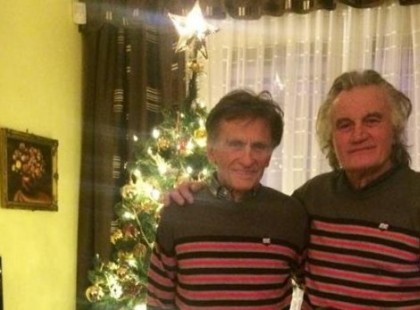 Mély fájdalommal, és megtört szívvel tudatjuk, hogy Körtvélyessy Csaba tragikus körülmények között koronavírusban MEGHALT!