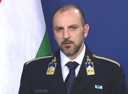 Pokolian NAGY a baj! Rettentő sokan haltak meg!1 perce jött az ijesztő adat! MA REGGELRE ISZONYATOS SZÁMÚ ÚJ FERTŐZÖTT LETT, más szomorú dolog is történt az éjjel! Mi történt???