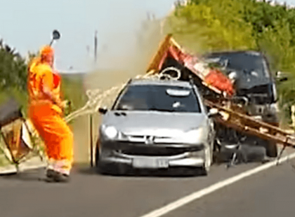 Halálra gázolták egy forgalomirányítót Somogyban – Megrázó fotók a helyszínről