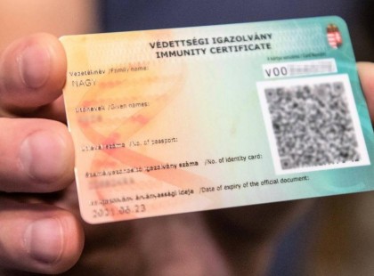 Kiderült:Ennyi lesz a büntetés, ha valaki védettségi igazolvány nélkül ül be moziba vagy egy étterembe