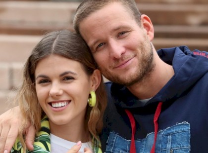 Özönlenek a gratulációk !Hatalmas a boldogság!