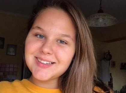 Halálra gázolták a 13 éves Dorkát.. Egy autós Kistarcsán a szabályosan közlekedő lányt elütötte, majd..