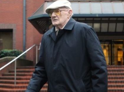 EXTRÉM MAGAS NYUGDÍJKORHATÁRT JELENTETTEK BE! NEM AKARTUNK HINNI A SZEMÜNKNEK, AMIKOR MEGPILLANTOTTUK A SZÁMOT – EDDIG A KORIG TOLJÁK KI A NYUGDÍJKORHATÁROKAT FÉRFIAKNAK ÉS NŐKNEK!