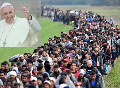 Bencsik András: Mert nem engedjük be a bevándorlókat ezért Ferenc pápa meg akarta alázni Magyarországot – videó