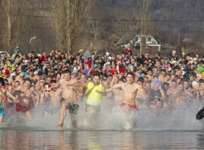 2 perce jött a hír! KÁOSZ A Balatonnál! Sok helyen menekülnek a turisták!