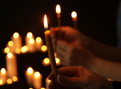 Gyász!Drámai hír érkezett! Gyászba borult Magyarország! Mély fájdalommal tudatjuk, hogy meghalt Laura ! FELFOGHATATLAN, hogy éppen Ő ment el…