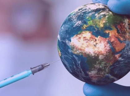 Egyre többen követelik, hogy állítsák büntetőbíróság elé azokat, akik megsértették az emberi jogainkat és globális kísérletet hajtottak végre rajtunk