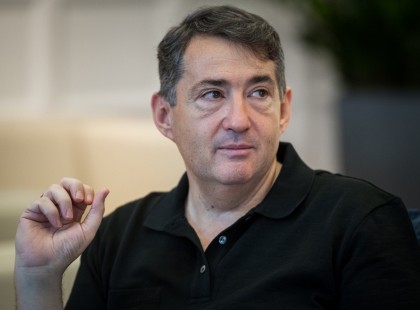 Nők ezrei akarnak megverekedni Mészáros Lőrincért Várkonyi Andival