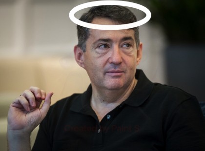 Mindenki aki bántja Mészáros Lőrincet, most figyeljen! EZT művelte 3500 nagyon szegény családdal, akiket még az ág is húz..