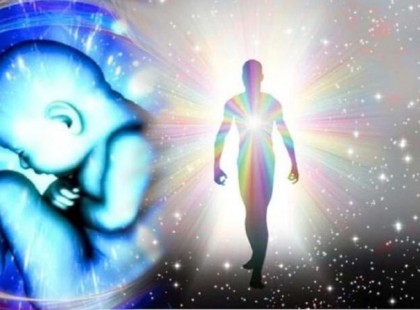 EZÉRT találkozunk ugyanazokkal a lelkekkel minden újjászületésünk során.Itt a válasz, amit sokan keresnek az életük során...