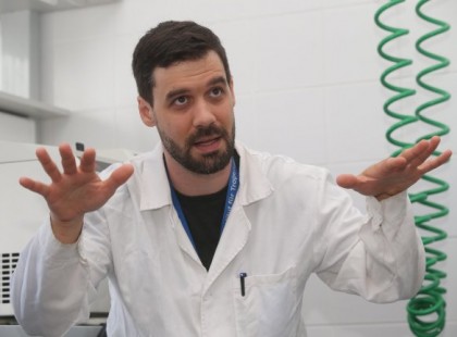 Gyerekek ezt már ne !Pokolian nagy a baj!1 perce bejelentette Dr Kemenesi Gábor biológus  az ÉV EGYIK LEGROSSZABB HÍRÉT! Ez bizony Téged is érint! >>