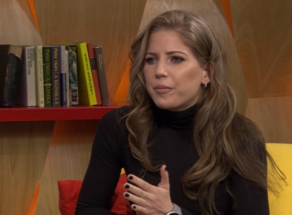 Szabó Zsófi elárulta az igazat ! Vele bújik ágyba minden este