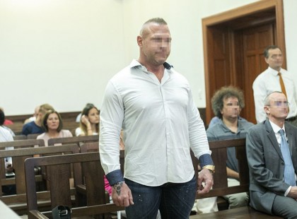 Meghozta a bíróság M. Richárd hivatalos ítéletét. Az egyik legenyhébb büntetést kapta! EZT figyeljék: - Önök szerint is kevés ?