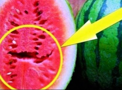 Ha látsz ilyen repedést a dinnye húsában, erről jobb ha tudsz!