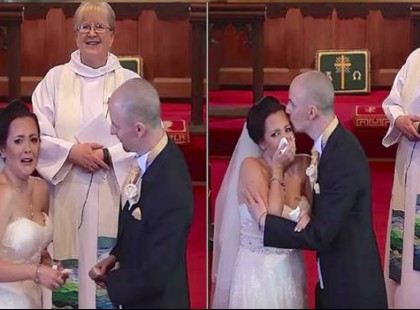 A menyasszony azt hiszi vége az esküvőnek de a vőlegény hátra mutat mert be kell vallania valamit…Nem tudta visszatartani könnyeit, mikor meghallotta őket!