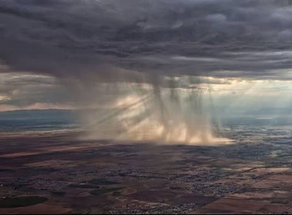 VIGYÁZAT! Órákon belül hatalmas jégeső zúdul az országra, de ez még nem minden!