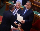 Teljesen elszabadult a pokol a parlamentben -Orbánnak nekimentek ! A DK szóvivője leidiótázta Orbán Viktort -videó