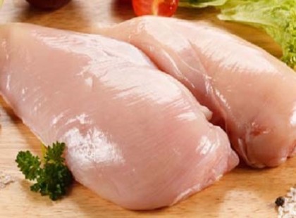 10 háziasszonyból 9 lisztet és tojást használ a rántott csirkehús sütésekor. Pedig létezik egy könnyebb módszer