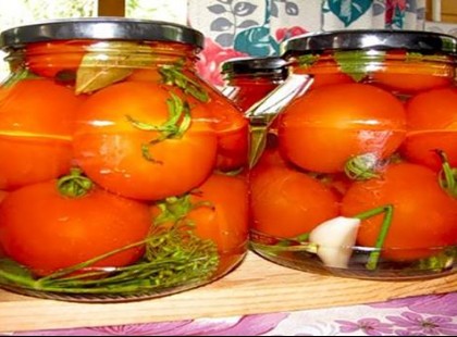 Anyósom így teszi el a paradicsomot! Idén kipróbálom én is, mentsd el magadnak ezt a módszert!