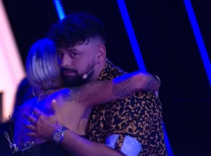 Majka úgy megsértette Tóth Gabit, hogy az zokogva szaladt el - : Pápai Joci vigasztalta a zokogó énekesnőt - Videó