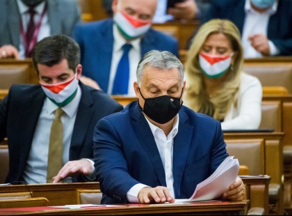 JÖN A VÁSÁRLÁSI IDŐSÁV ÉS A kötelező maszkviselés ÚJRA