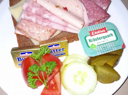 Kórházba került a lányom Ausztriában.. ezt kapta a nap folyamán enni,..fotó