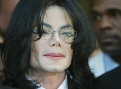 Mellbevágó: Így néz ki Michael Jackson sírja 11 évvel halálát követően