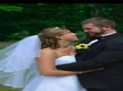 A menyasszony csupán az esküvő után 19 nappal, a lagzin készült képeket nézegetve szembesült a megrázó igazsággal