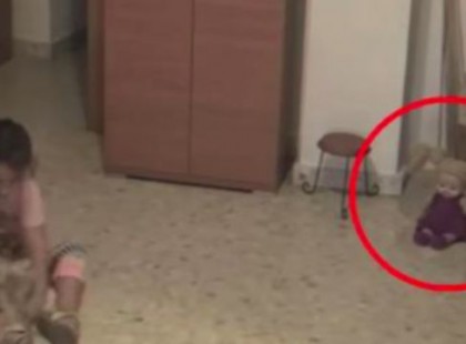 Bekamerázta a házat: Amit a gyerek szobájában rögzített, attól megfagy az ereinkben a vér!