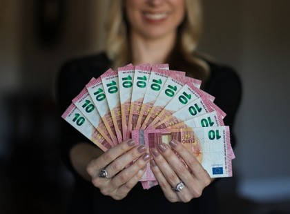 Ennek a 2 csillagjegynek komoly anyagi előrelépést hoz 2021 SZEPTEMBER utolsó hete. Akár komoly pénz is állhat a házhoz...