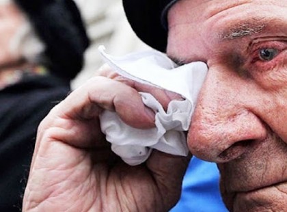 A 82 éves Miklós bácsit porig alázták, ekkor unokája megrázó dolgot tett