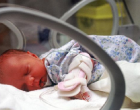 Albert Schweitzer Kórház-Rendelőintézet babamentő inkubátorában hagyták magára a kisbabát!- A gyermek mellé, EZT a szívszorító üzenetet tették szülei: