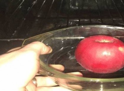 Anyósom egy almát tett a kinyitott sütőbe! Nem fogod elhinni miért tette! Mióta elmondta az okát, pontosan ugyanúgy teszek én is!