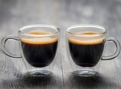 Meg fogsz döbbenni! Ezt teszi napi 2 csésze kávé a májaddal és a szív és érrendszereddel!