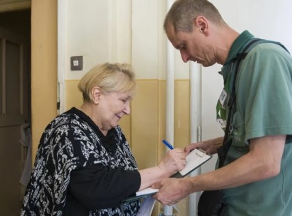 2 hét múlva irgalmatlan mennyiségű pénzt kapnak a nyugdíjasok