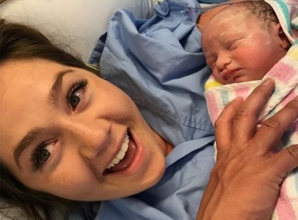Mindössze másfél hónap telt el azután, hogy életet adott kislányának, amikor a nő rosszul lett. Az orvosnál az ultrahang felvétel nem hagyott semmi kétséget