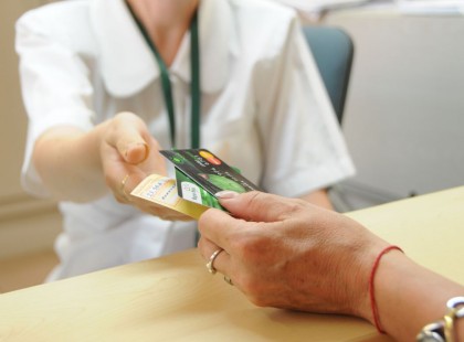 Brüsszel új adókat akar Magyarországon A VÍZRE, ÁRAMRA, GÁZRA - HAVI 32 EZER FORINTOS többletköltséget jelent ez minden magyar családnak! TÁJÉKOZÓDJ!