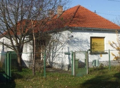 Elragadó!!! Ennyire bájos házakat lehet kapni mindössze 500 ezer forintért: mutatjuk, hol és hogyan keresd! Bűbájos vidéki otthonok elképesztő árakon!