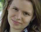 A fiatal lány autó balesetben életét vesztette. A hatóság megrendítő dolgot talált az okostelefonján
