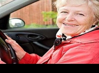 Az idős hölgyet gyorshajtásért állították meg, aztán jött a meglepetés…