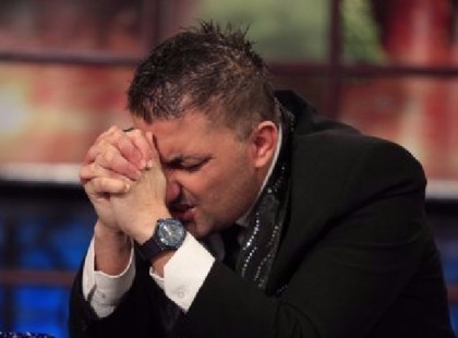 Lopáson kapták Gáspár Győzőt!Elfogyott a pénze...