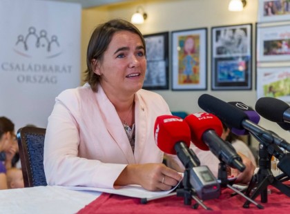 Sajtótájékoztató MINDEN NYUGDÍJASNAK! Nyugdíjelemés, nyugdíjprémium, nyugdíjkorrekció 2021! MOst tette közzé az MTI :