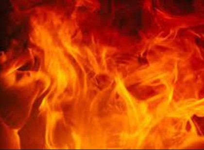 Most érkezett! Lángokban áll Párizs, menekítik az embereket